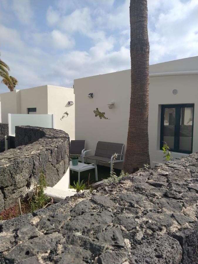 Bungalow Paseo Del Mar- Playa Roca Residence Sea Front Access - Free Ac - Wifi Costa Teguise Eksteriør billede