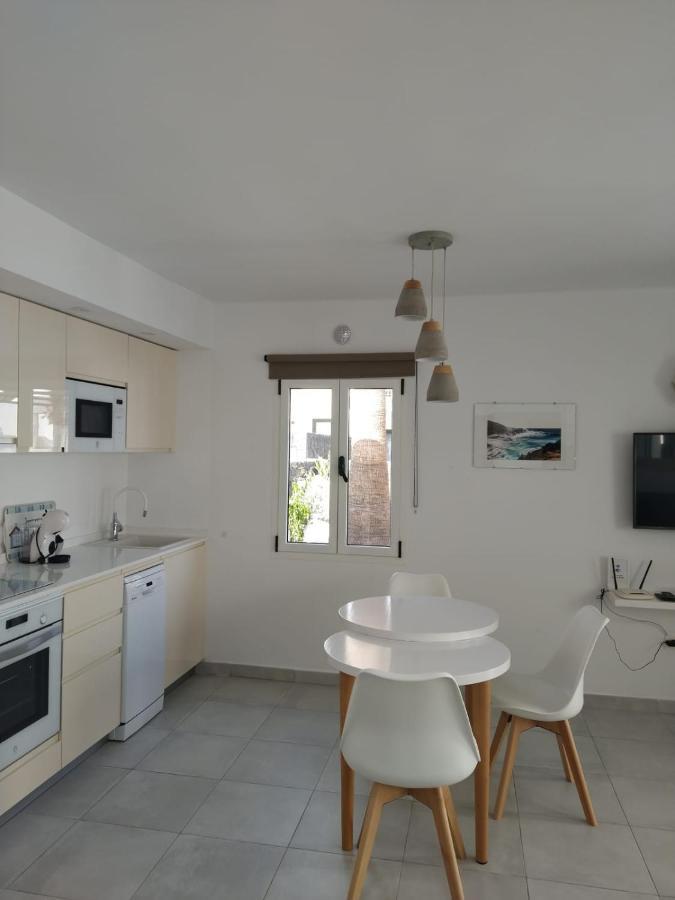Bungalow Paseo Del Mar- Playa Roca Residence Sea Front Access - Free Ac - Wifi Costa Teguise Eksteriør billede
